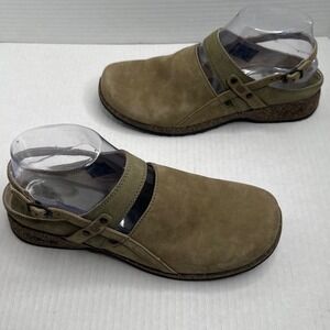 Teva Ventura Women's Clogs Sz 7 Tan Nubuck Suede Sling Back Adj.‎ Strap Casual